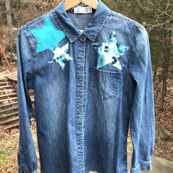 Women’s Star Denim Shirt, M (8-10): Upcycled Handmade Appliqued Stars Front/Back - Picture 11 of 11